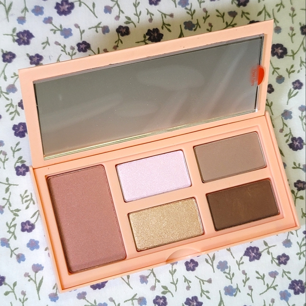 New Clinique Limited Edition Eye and Cheek Palette